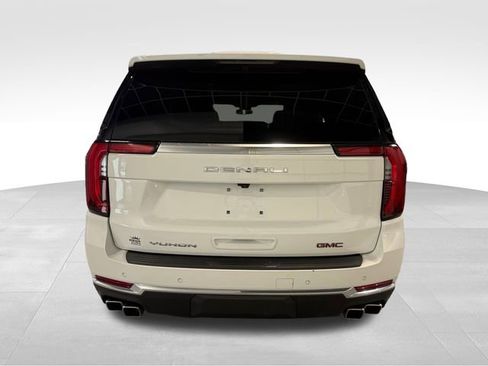 Certified 2025 GMC Yukon Denali image 6