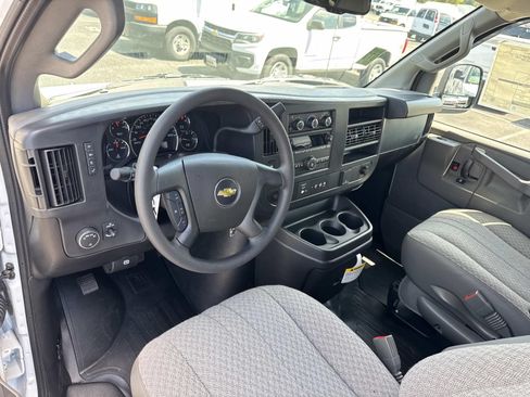 New 2026 Chevrolet Express 2500 LS w/ Driver Convenience Package RWD image 20
