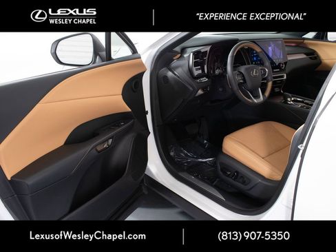 Used 2025 Lexus RX 350 Premium Plus w/ Convenience Package FWD image 21