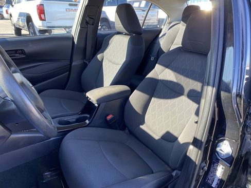 Used 2022 Toyota Corolla LE image 21