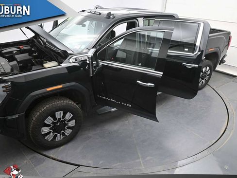 Used 2024 GMC Sierra 2500 Denali w/ Denali Reserve Package image 29