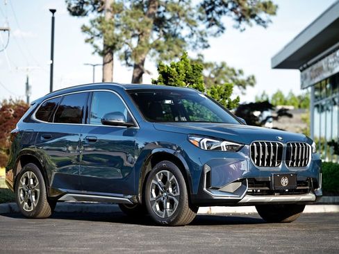 New 2026 BMW X1 xDrive28i w/ Convenience Package AWD/4WD image 1