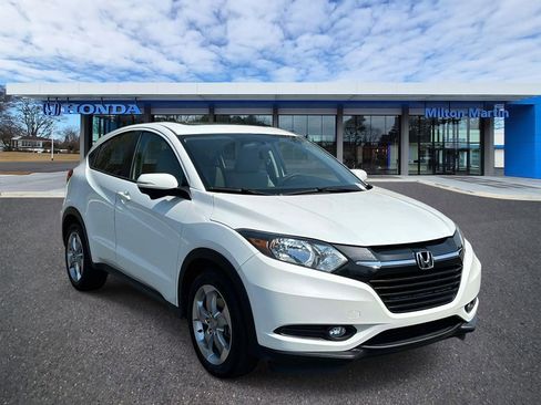 Used 2016 Honda HR-V EX image 1