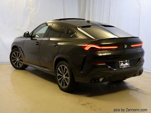New 2026 BMW X6 xDrive40i w/ Climate Comfort Package image 9