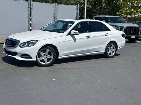 Used 2014 Mercedes-Benz E 350 4MATIC Sedan image 1