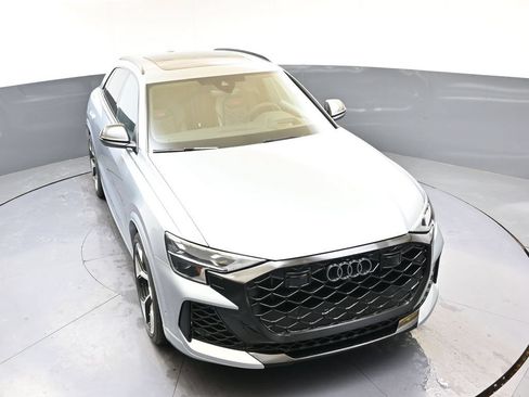 Used 2025 Audi RS Q8 performance w/ RS Design Package - Red AWD/4WD image 50
