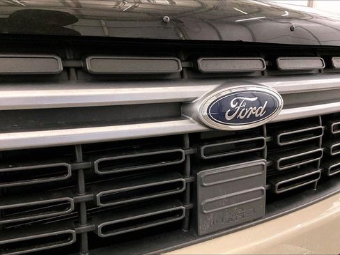 Certified 2024 Ford Maverick Lariat image 29