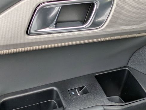 New 2026 Ford Explorer Active w/ Active Comfort Package image 25