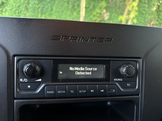 Used 2021 Mercedes-Benz Sprinter 2500 image 20