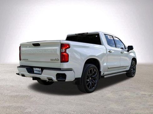 Used 2023 Chevrolet Silverado 1500 High Country image 9