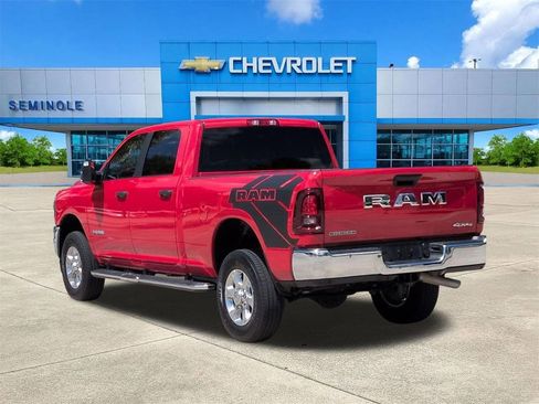 Used 2026 RAM 2500 Big Horn AWD/4WD image 3