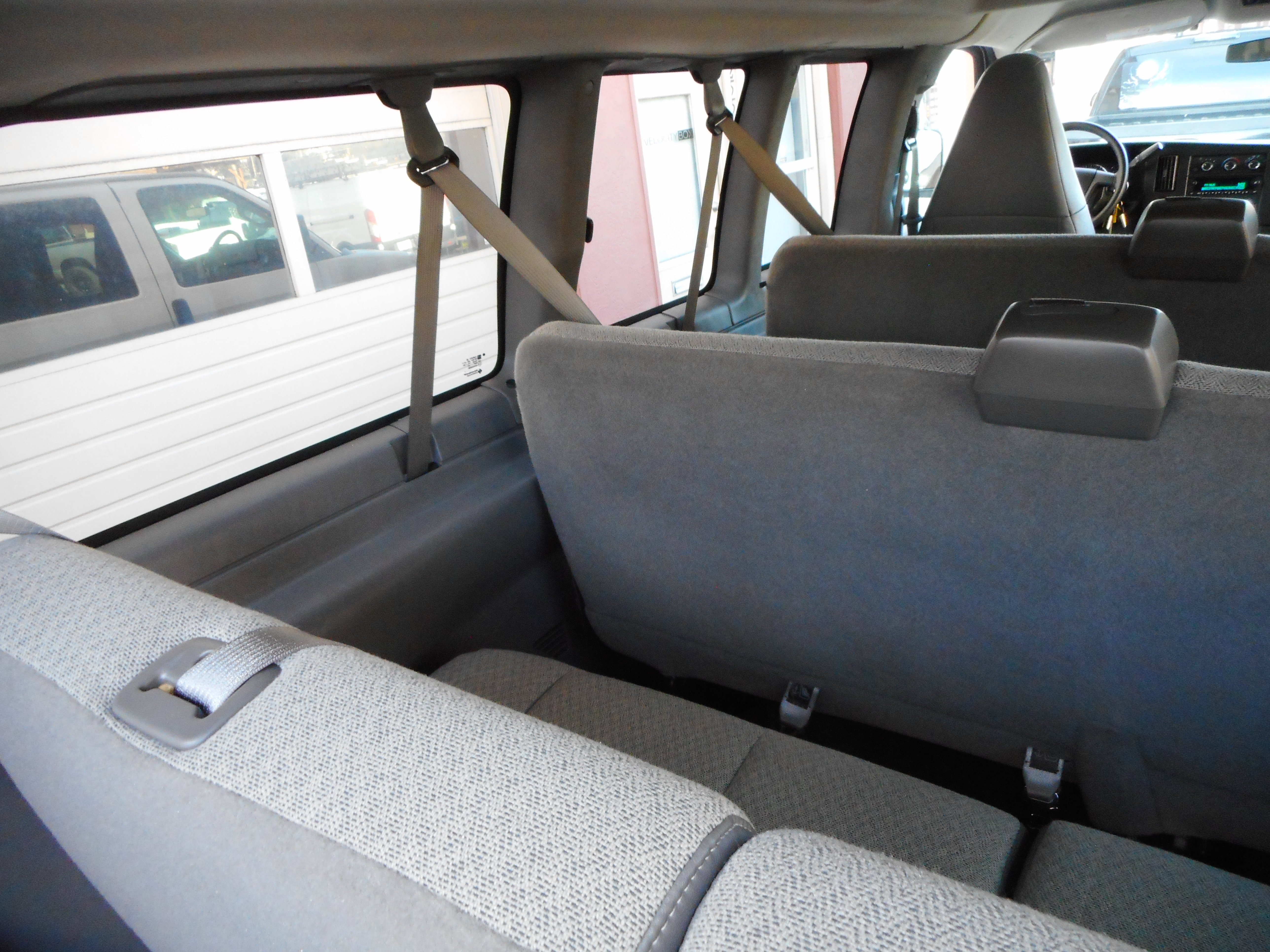Used 2017 Chevrolet Express 3500 LT w/ LT Preferred Equipment Group RWD image 20