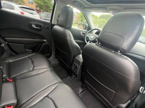 Used 2018 Jeep Compass Limited w/ Navigation Group AWD/4WD image 38