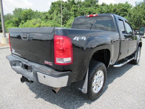 Used 2012 GMC Sierra 2500 SLT w/ SLT Convenience Package AWD/4WD image 7