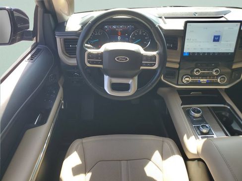 Used 2024 Ford Expedition Max Limited AWD/4WD image 13