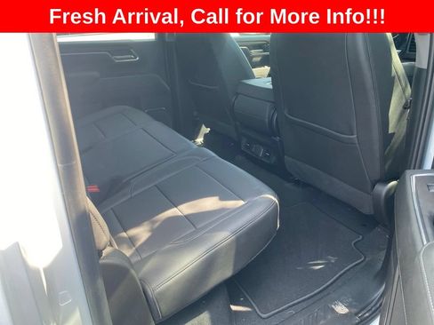 Used 2025 GMC Sierra 2500 SLT AWD/4WD image 11