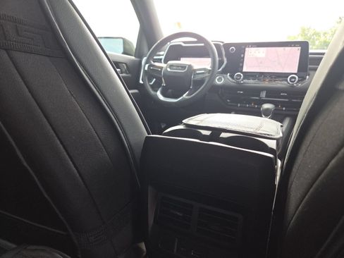 Used 2024 GMC Canyon Elevation w/ Convenience Package RWD image 22