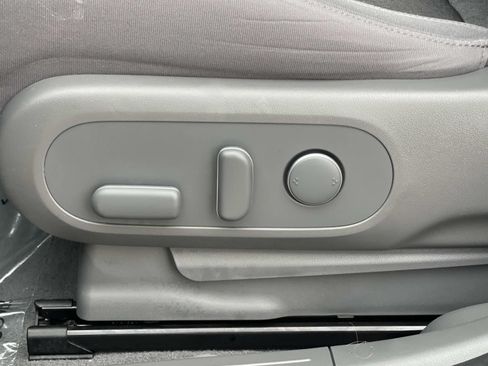 Used 2024 Hyundai Ioniq 5 SEL RWD image 18