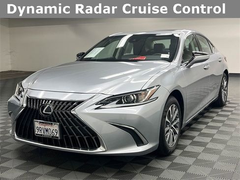 Certified 2025 Lexus ES 350 image 2