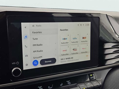 Used 2025 Toyota Camry SE image 26