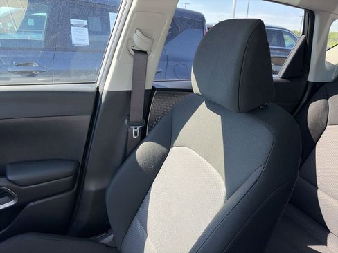 Used 2025 Kia Soul LX FWD image 22