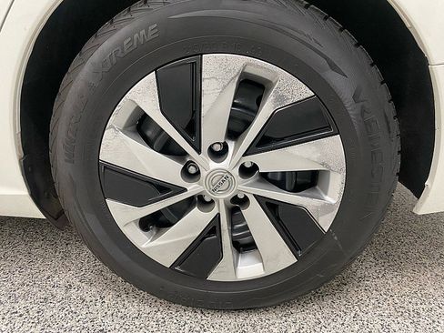 Used 2021 Nissan Altima 2.5 SR w/ SR Premium Package image 24