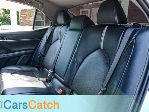 Used 2019 Toyota Camry XSE FWD image 35