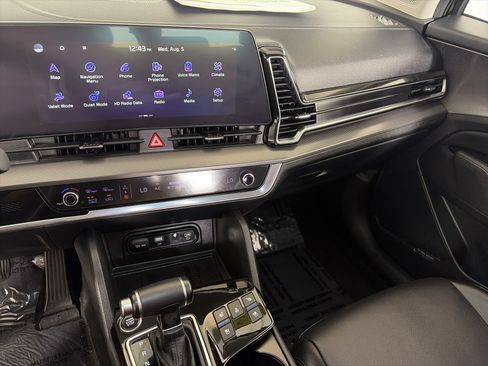 Certified 2023 Kia Sportage SX AWD/4WD image 4