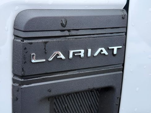 Certified 2024 Ford Maverick Lariat FWD image 19
