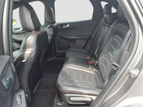 Used 2023 Ford Escape ST-Line Elite w/ Premium Technology Package AWD/4WD image 17