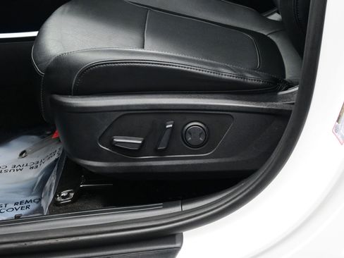 Certified 2024 Hyundai Tucson Limited image 11