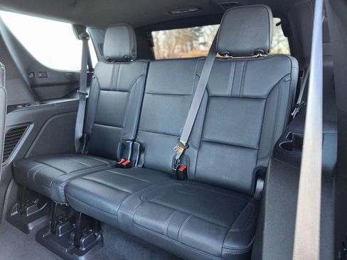 Used 2021 Chevrolet Tahoe RST w/ Luxury Package image 16