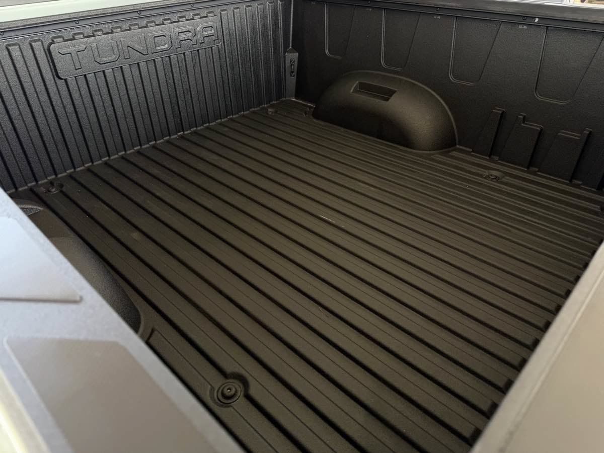 Used 2025 Toyota Tundra SR5 AWD/4WD image 24