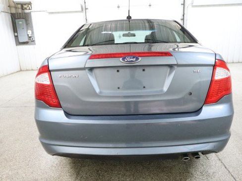 Used 2011 Ford Fusion SE image 8