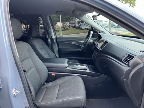 Certified 2025 Honda Ridgeline Sport image 33