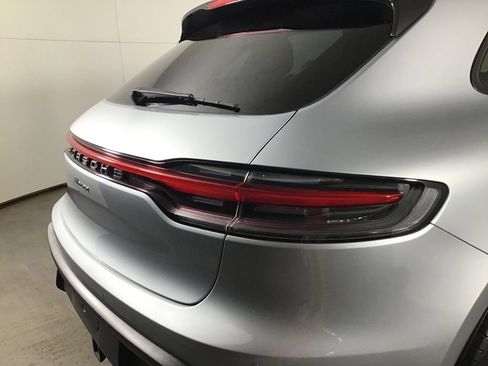 Certified 2023 Porsche Macan Turbo AWD/4WD image 16