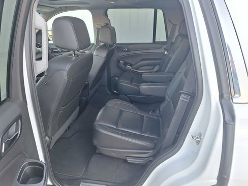 Used 2019 GMC Yukon SLT image 9
