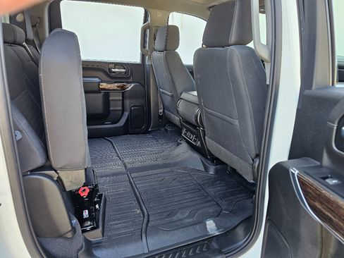 Used 2023 GMC Sierra 2500 SLE w/ SLE Convenience Package image 24