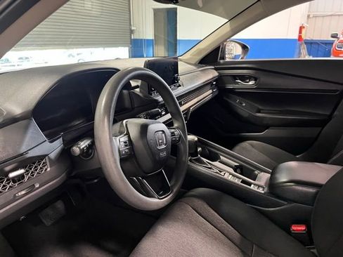 Used 2023 Honda Accord EX image 22