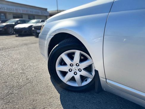 Used 2007 Toyota Avalon XL image 25