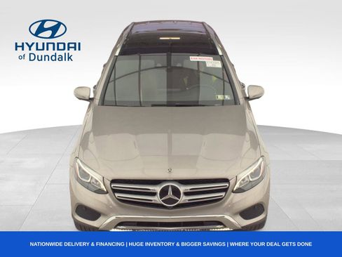 Used 2019 Mercedes-Benz GLC 300 4MATIC w/ Driver Assistance Package image 7