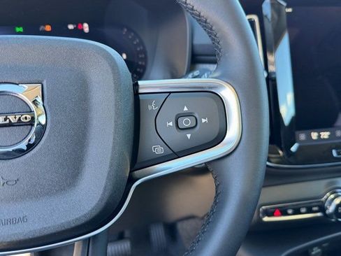 New 2026 Volvo XC40 B5 Plus w/ Protection Package Premier image 24