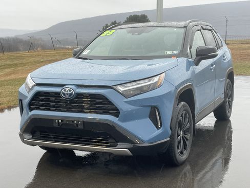 Used 2023 Toyota RAV4 XSE image 8