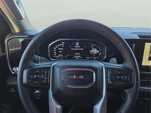 Used 2024 GMC Sierra 1500 SLT image 19