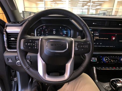 Used 2024 GMC Sierra 1500 Denali w/ Denali Reserve Package AWD/4WD image 13