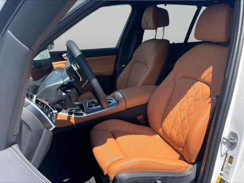 New 2026 BMW X5 xDrive50e AWD/4WD image 7