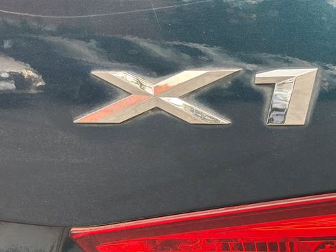 Used 2015 BMW X1 xDrive28i image 12