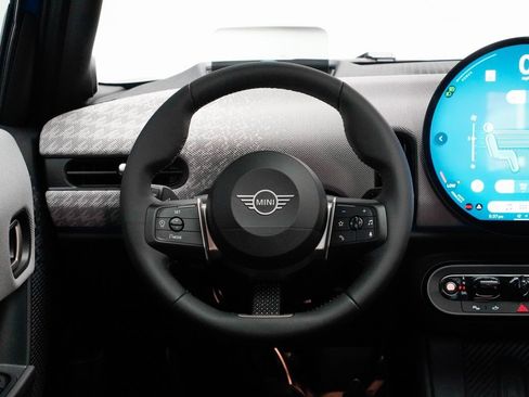 Certified 2025 MINI Cooper S image 12