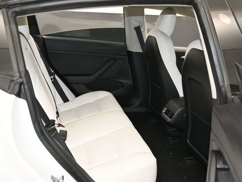 Used 2022 Tesla Model 3 Performance AWD/4WD image 26