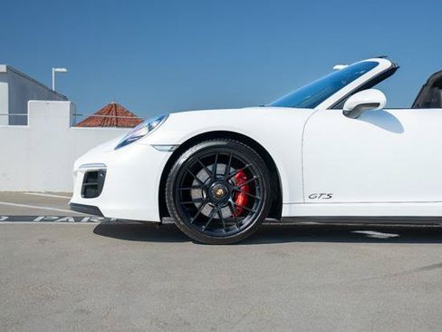 Used 2019 Porsche 911 Targa 4 GTS AWD/4WD image 8